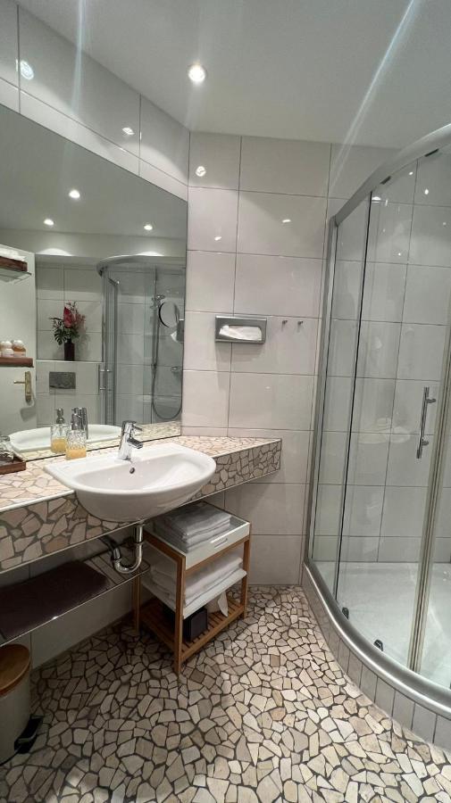 Hotel Victoria Ντίνσλακεν Εξωτερικό φωτογραφία